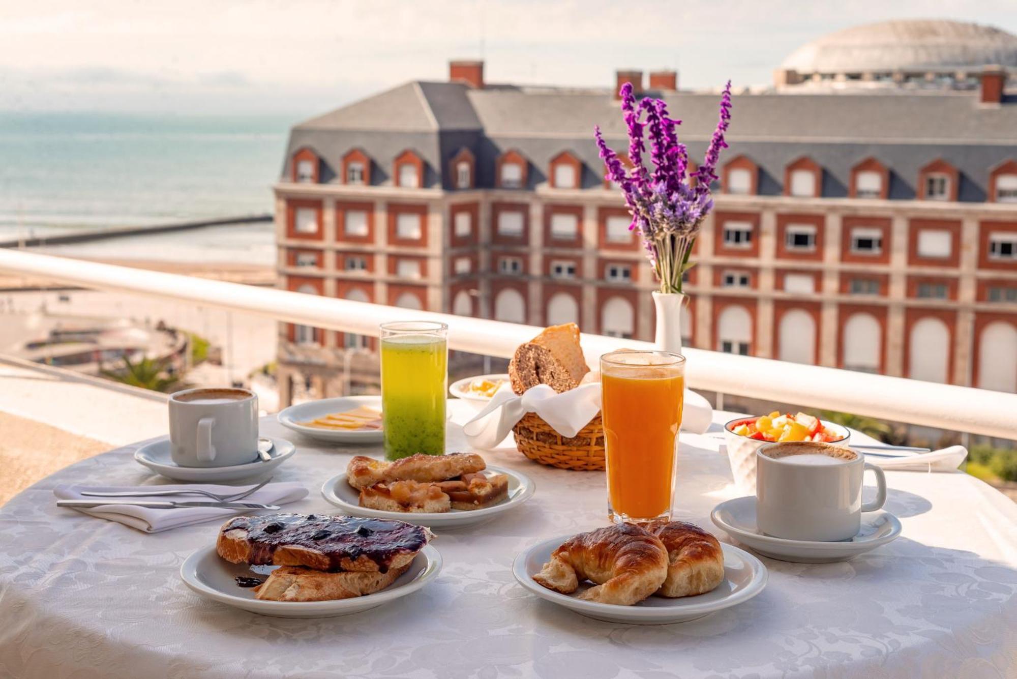 Hotel Riviera Mar del Plata Bagian luar foto